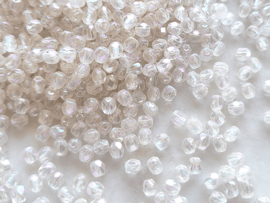 4mm Glasschliffperlen - warmes Weiß Iris