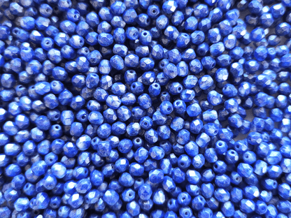 4mm Glasschliffperlen - Farblos, Dunkelblau & Silber