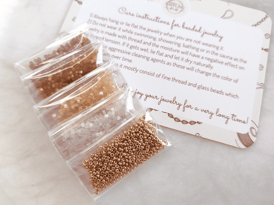 "Estelle" bead kit - strawflower