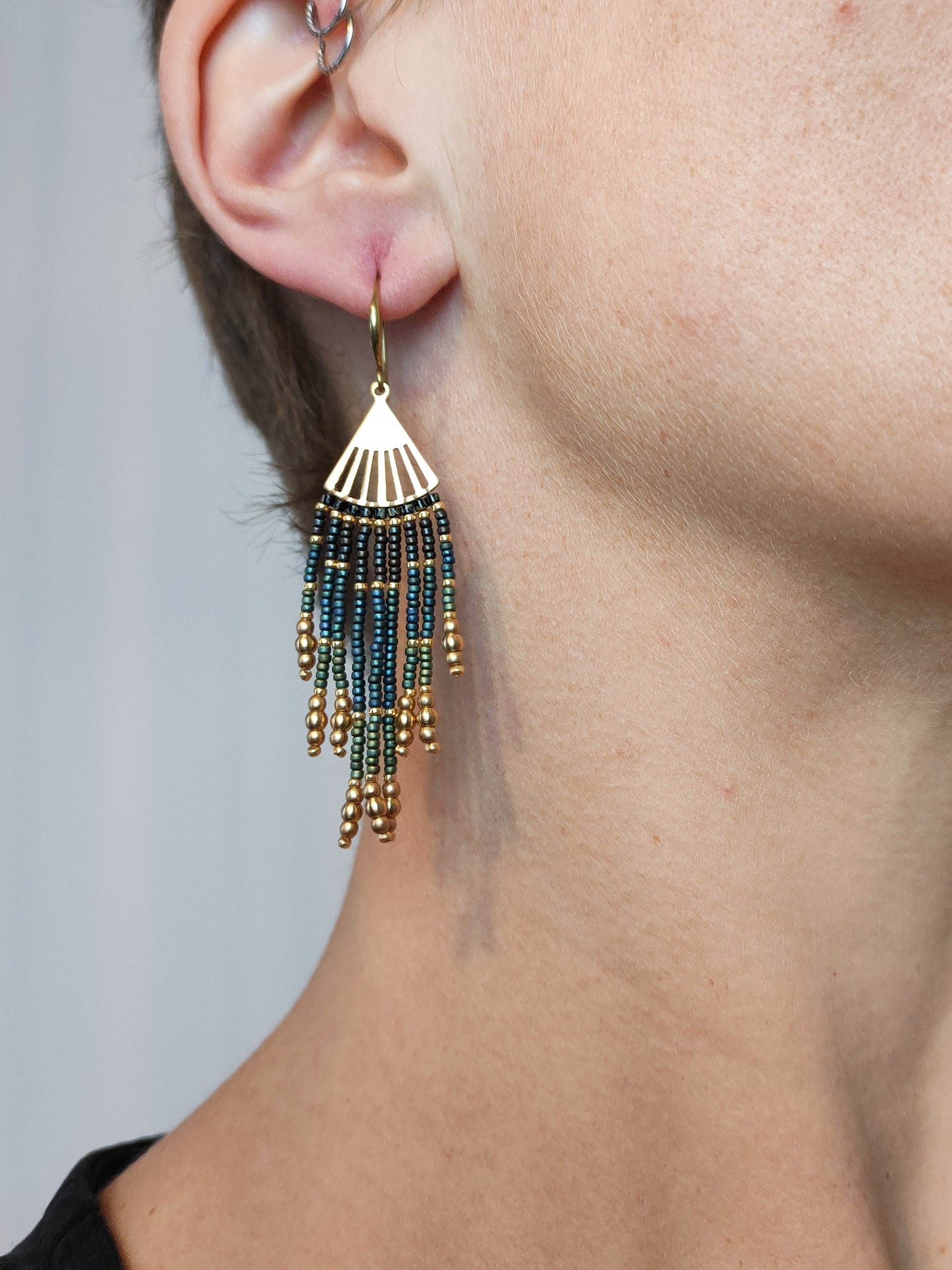 Mini fringe earrings "Lorcan" - dark