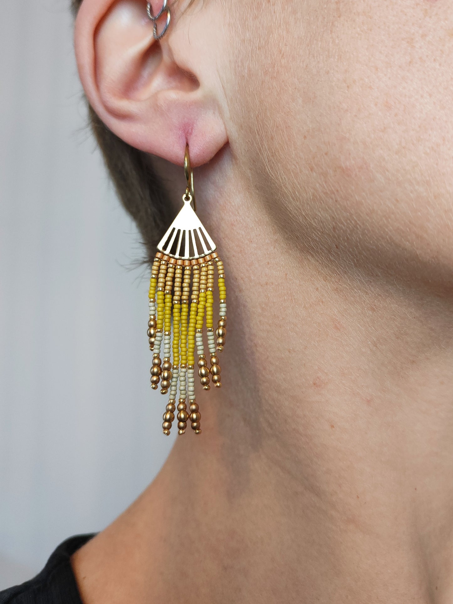 Mini fringe earrings "Lorcan" - yellow