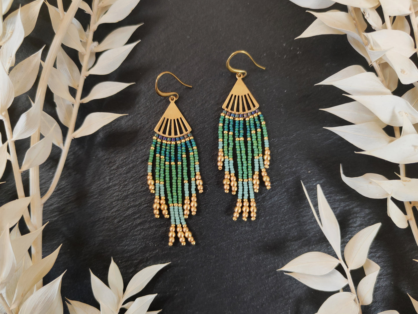 Mini fringe earrings "Lorcan" - green