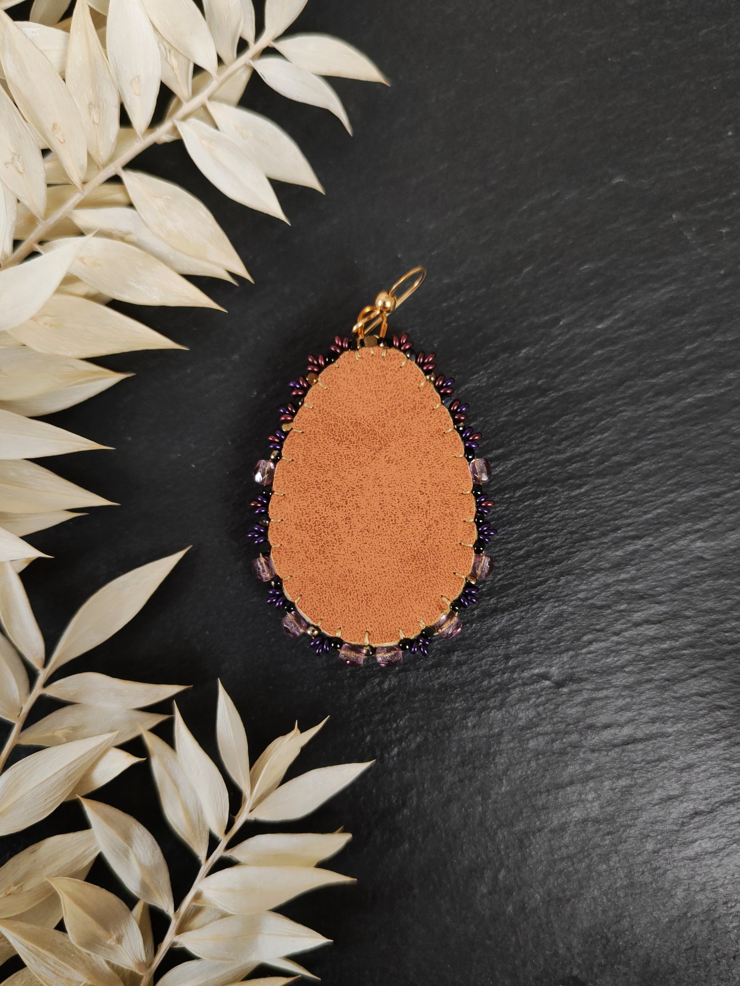 Dangle earrings with amethyst - green