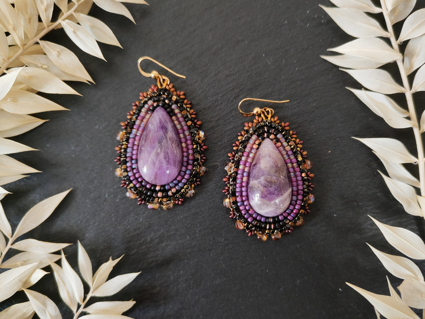 Dangle earrings with amethyst - purple