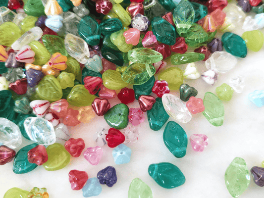 Leaf and bell flower beads - bead mix