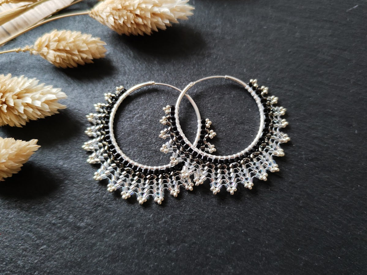 Silver hoop earrings "Neomi" - black