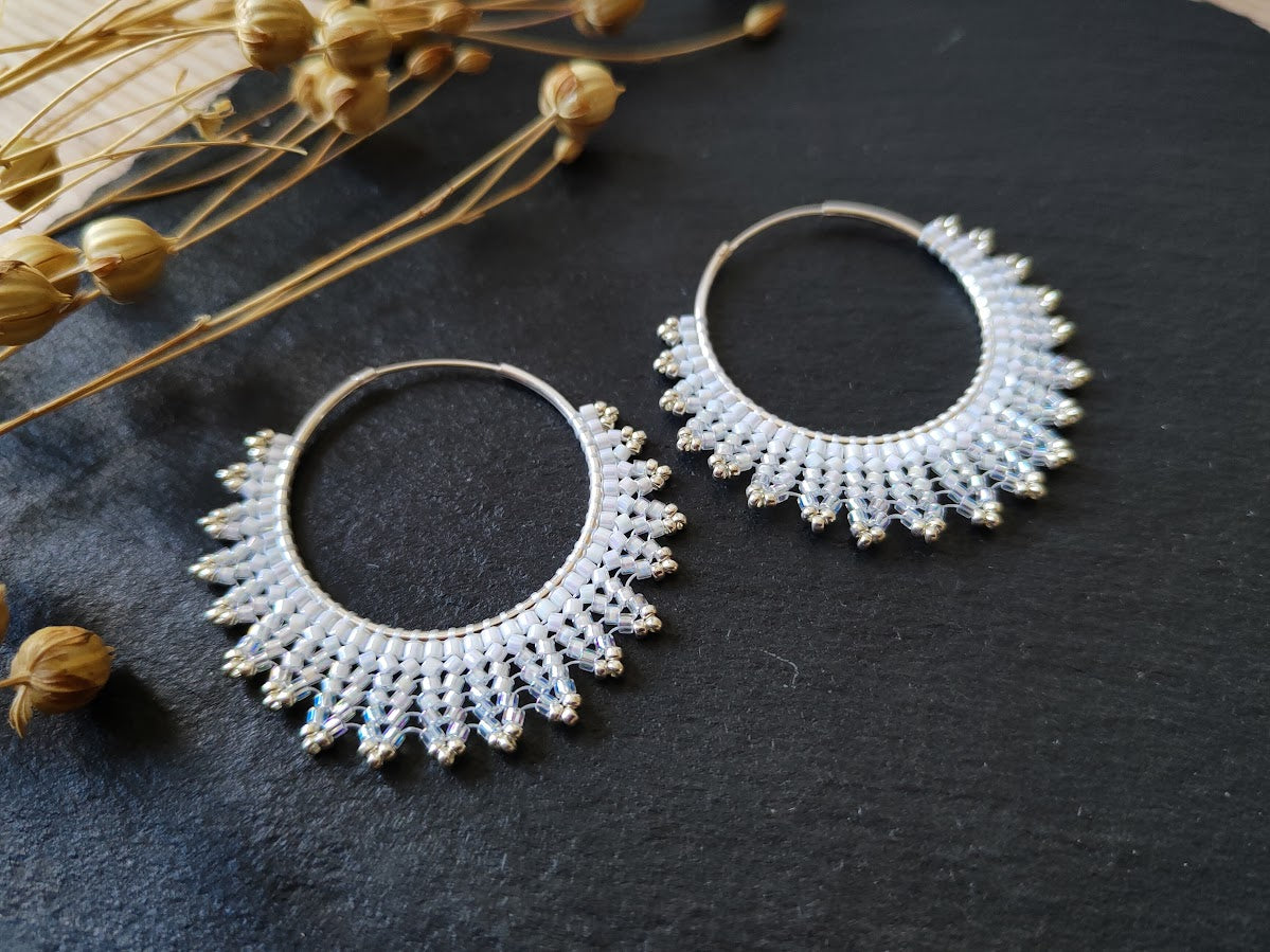Silver hoop earrings "Neomi" - white