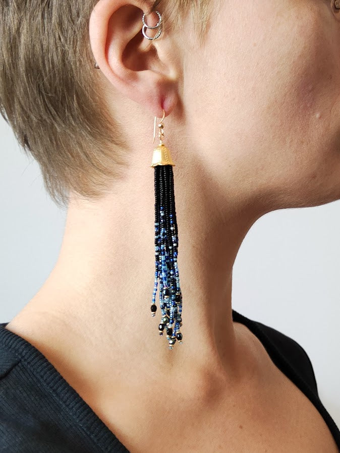 Tassel earrings "Nirvelli" - black & blue