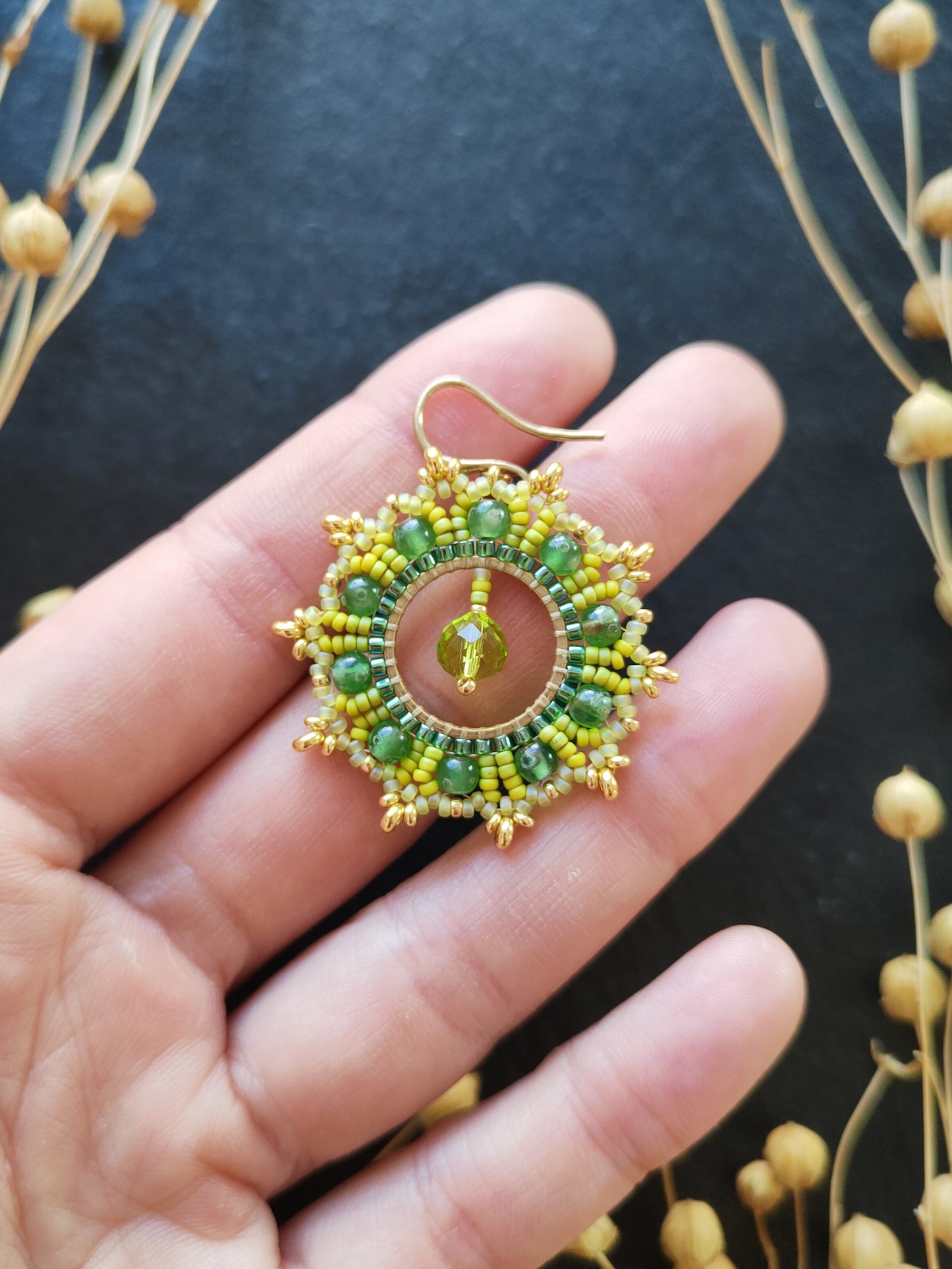 Woven earrings "Philippa" - green