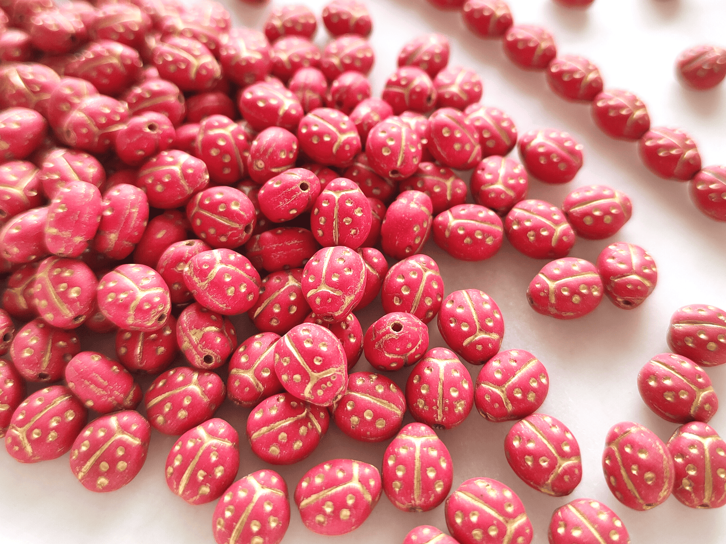 Lady bug beads 10x7mm - matt red & gold