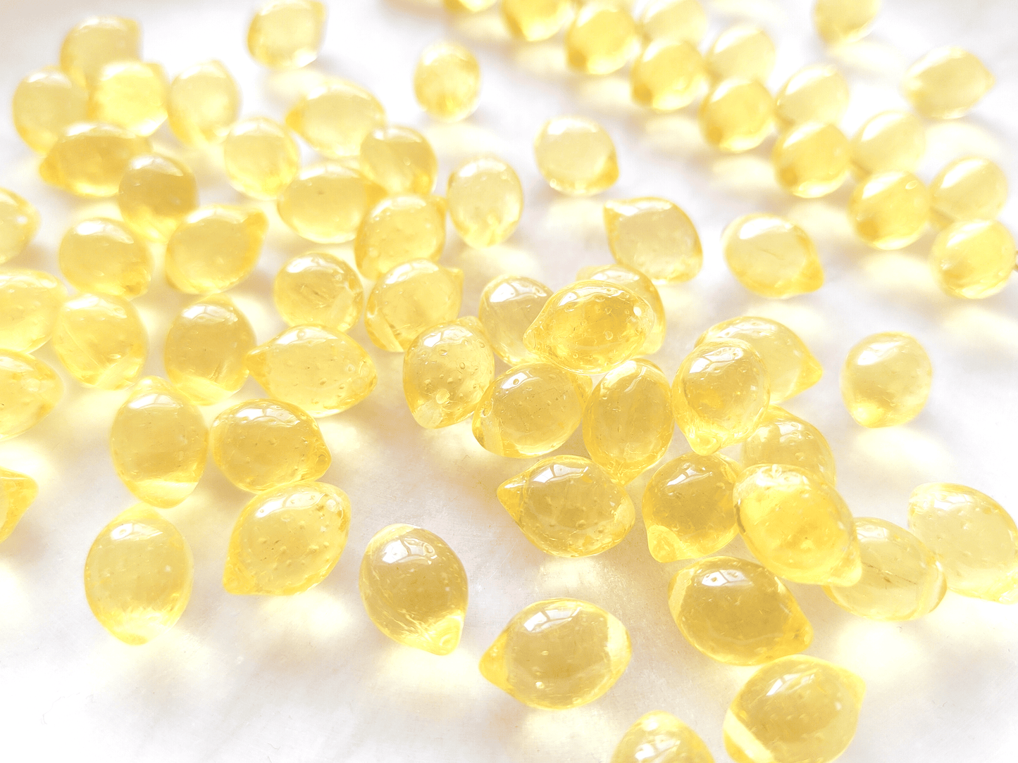 Lemon beads 10x14mm - pastel yellow