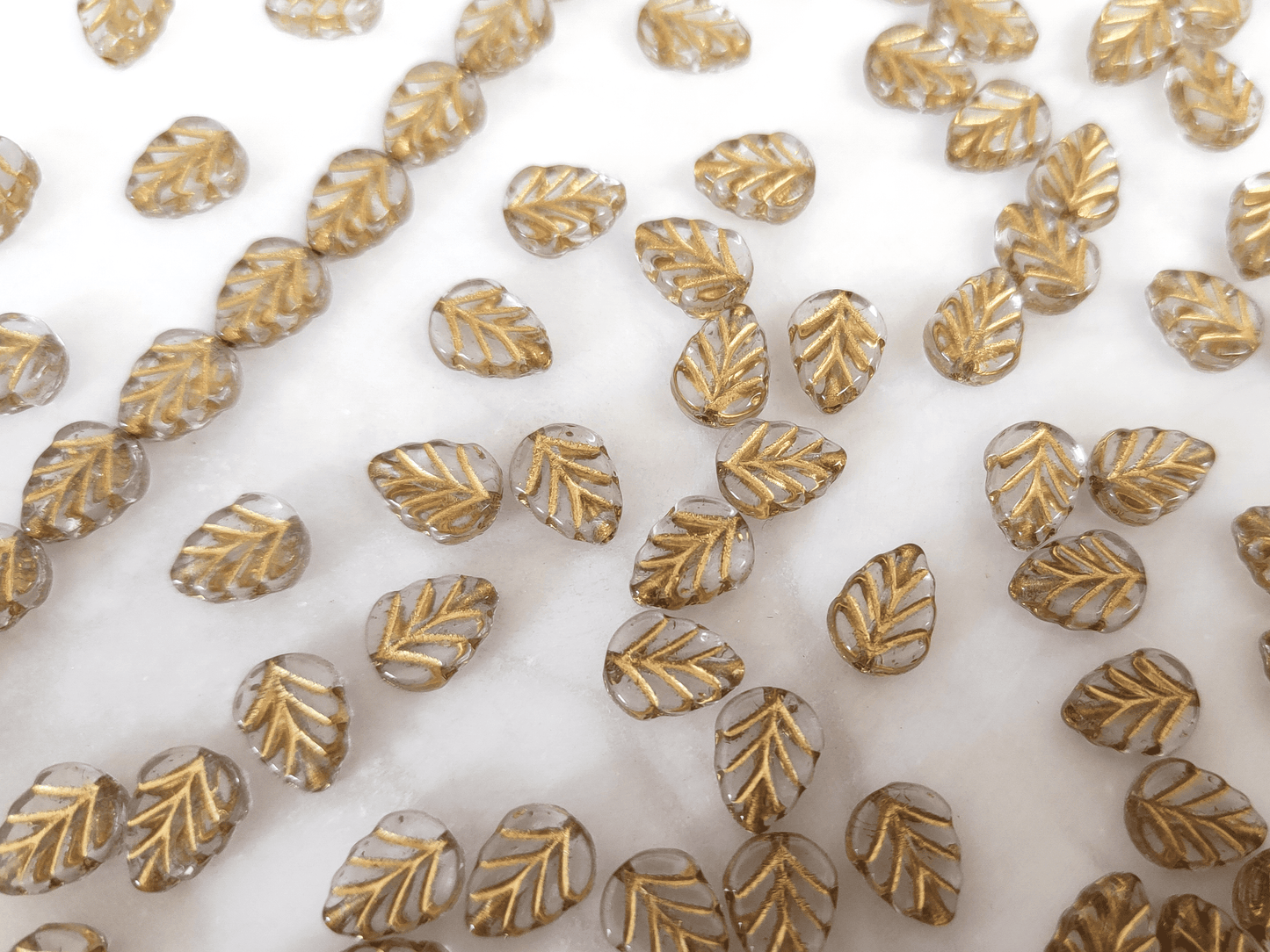 Mint leaf beads 10mm - colorless & gold