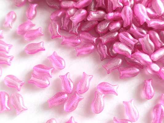 Fish beads 10x6mm - pink & silver glitter