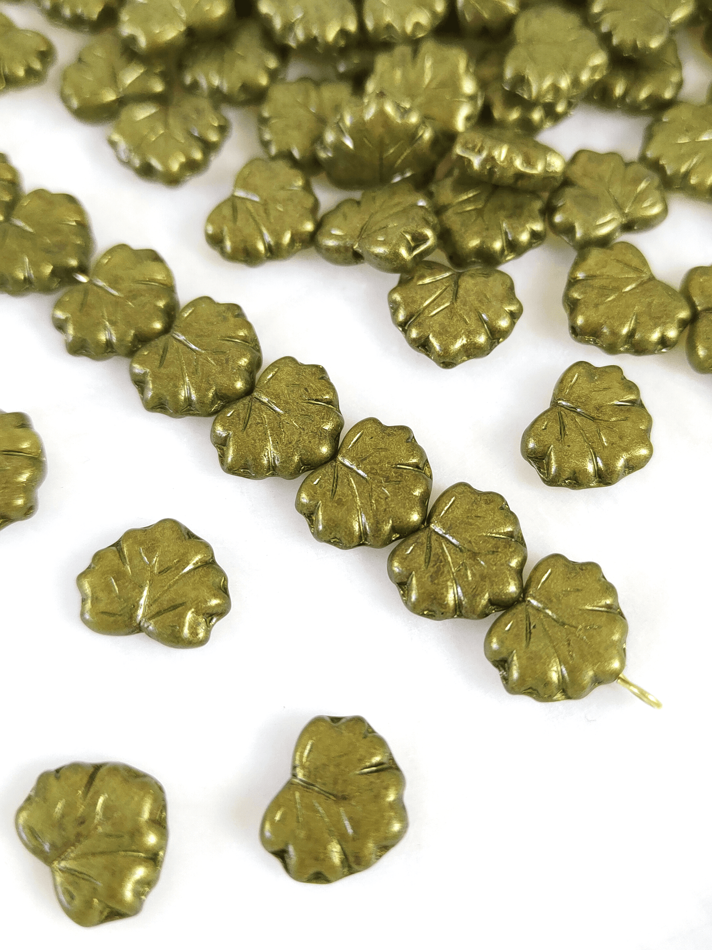 Vine leaf beads 13mm - brown & olive green
