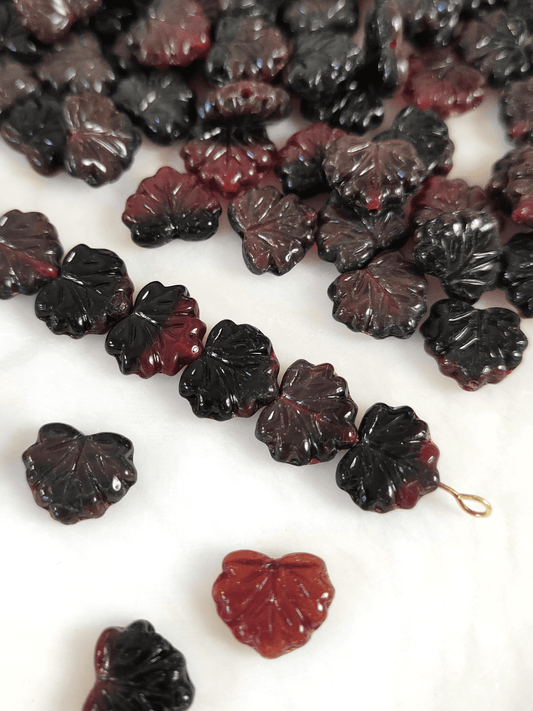Vine leaf beads 13mm - black & dark red