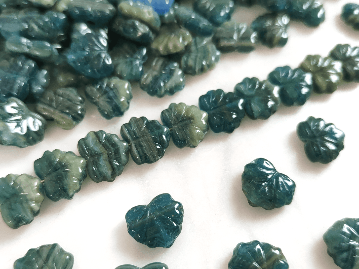 Vine leaf beads 13mm - fir-tree green & white striped