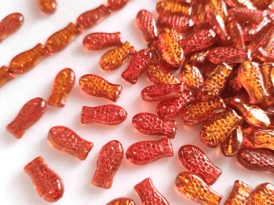 Chubby fish 14x7mm - red & orange