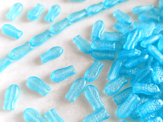 Chubby fish 14x7mm - light blue shimmer