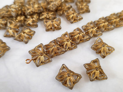 Schmetterlinge 15x12mm - Farblos & Gold