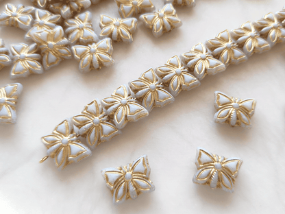 Schmetterlinge 15x12mm - Weiß & Gold