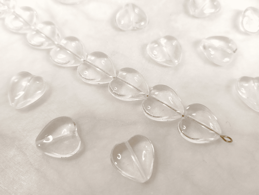 Love heart beads 16mm - colorless