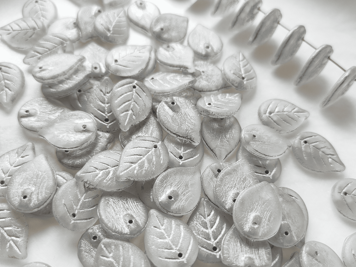 Apple tree leaf beads 18mm - matt colorless & silver