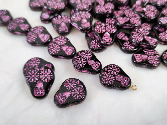 Skull beads 20x16mm - black & pink