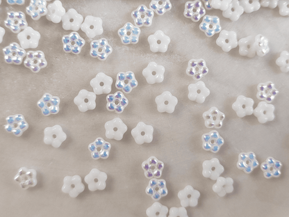 Forget-me-not flower beads 5mm - white iris