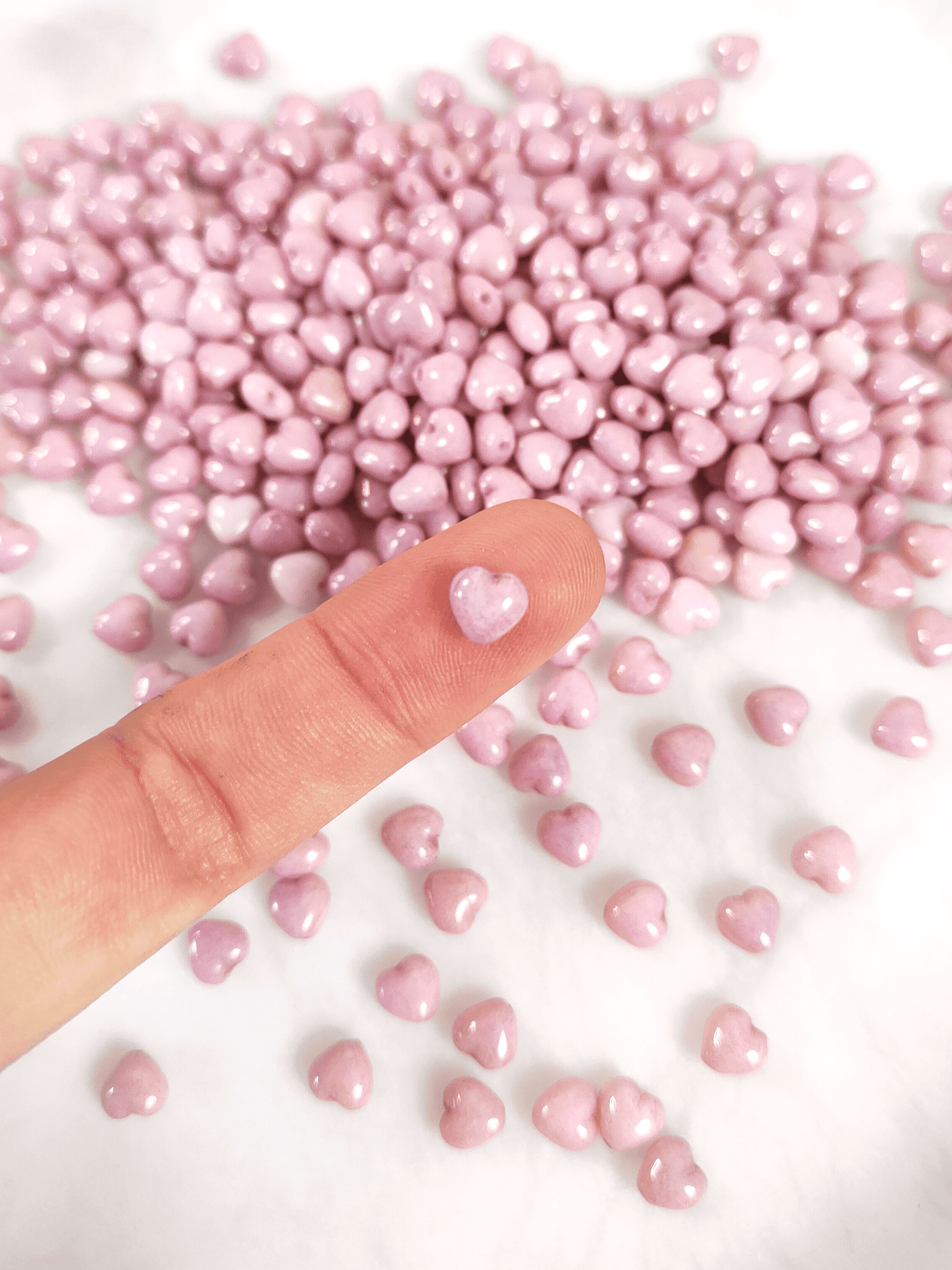 Love heart beads 6mm - light pink