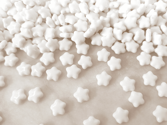 Star beads 8mm - opaque white