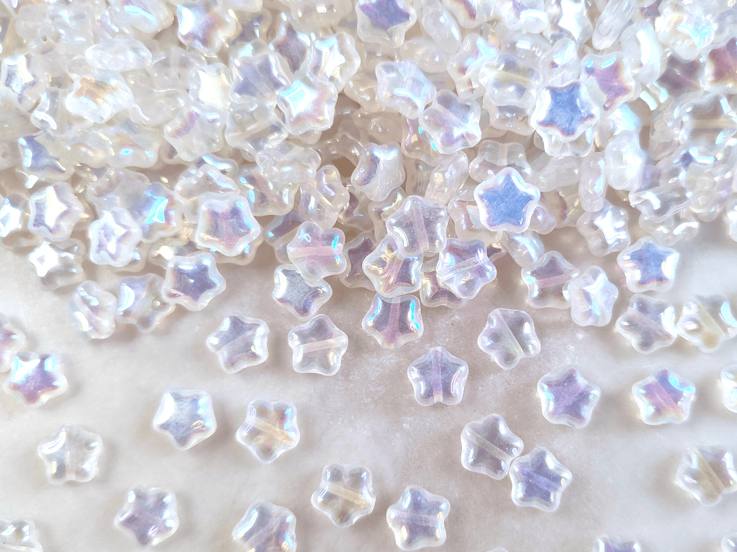 Star beads 8mm - white iris