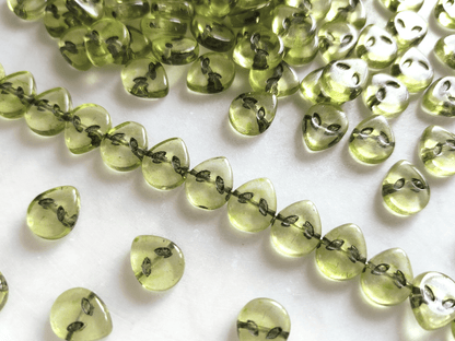 Alienköpfe 9x11mm - Grasgrün & Schwarz