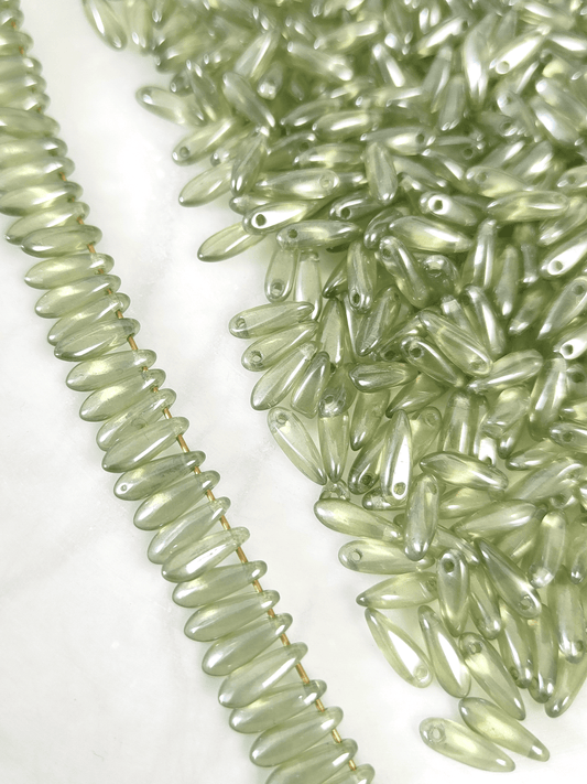 Dagger beads 3x11mm - sage green shimmer