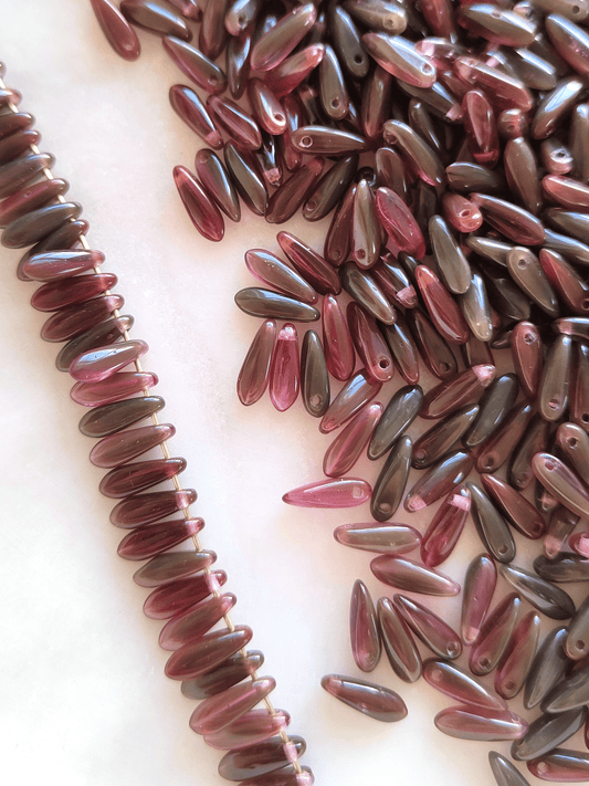 Dagger beads 3x11mm - red & grey