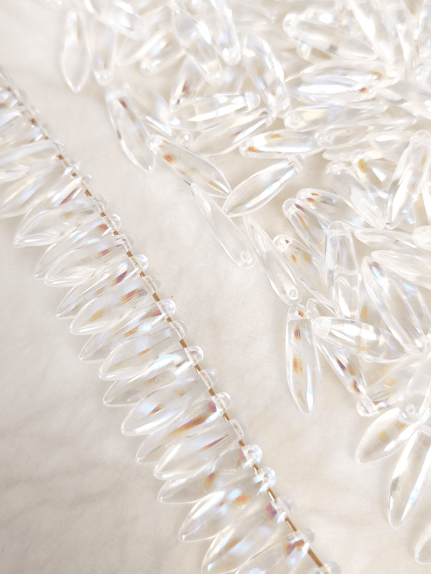 Dolche 5x16mm - Farblos & Pastell irisierend