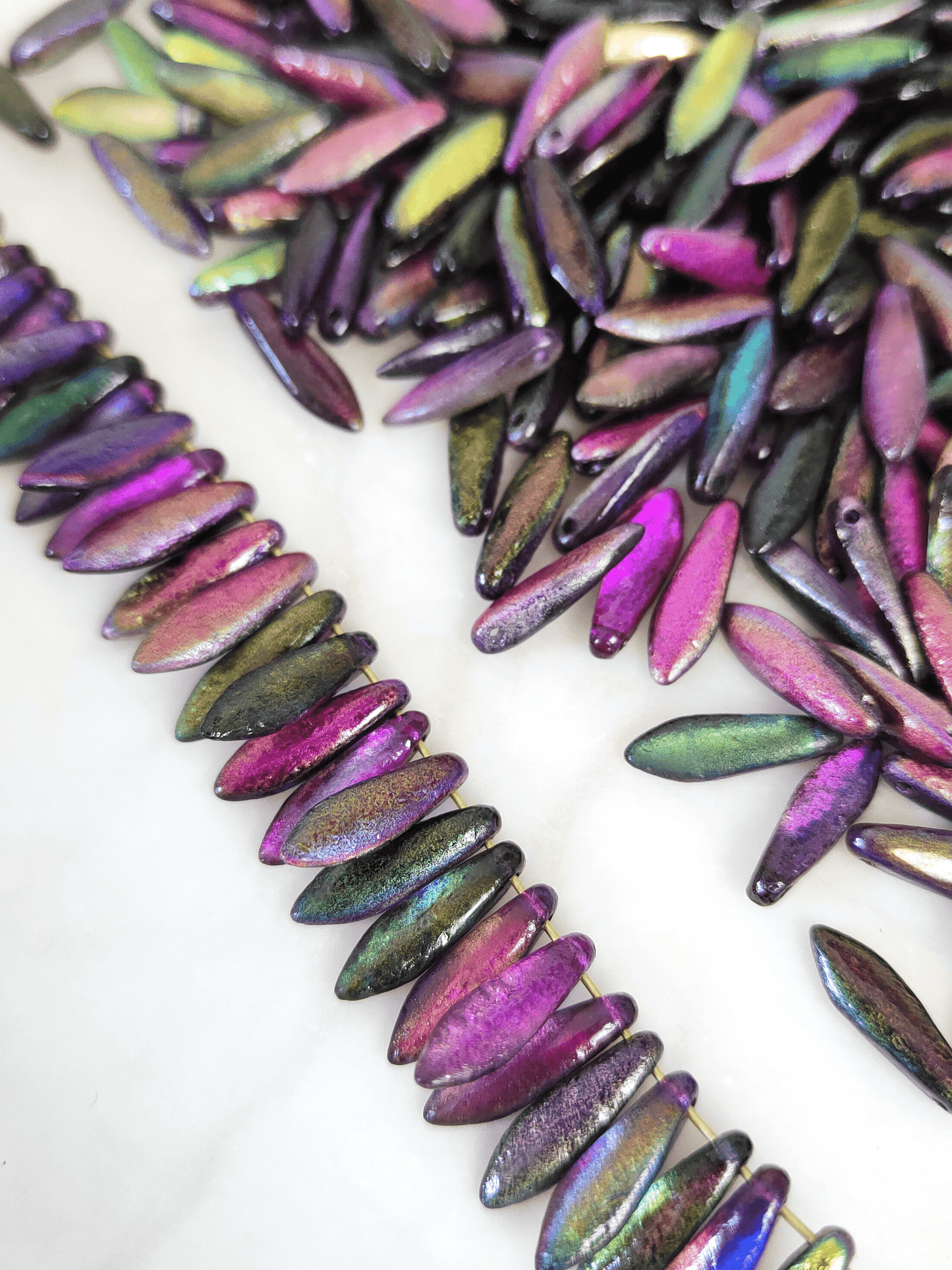Dolche 5x16mm - dunkler Regenbogen geätzt