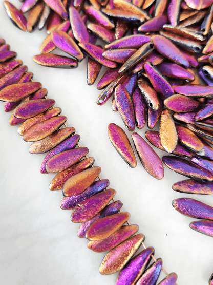 Dagger beads 5x16mm - yellow & purple etched