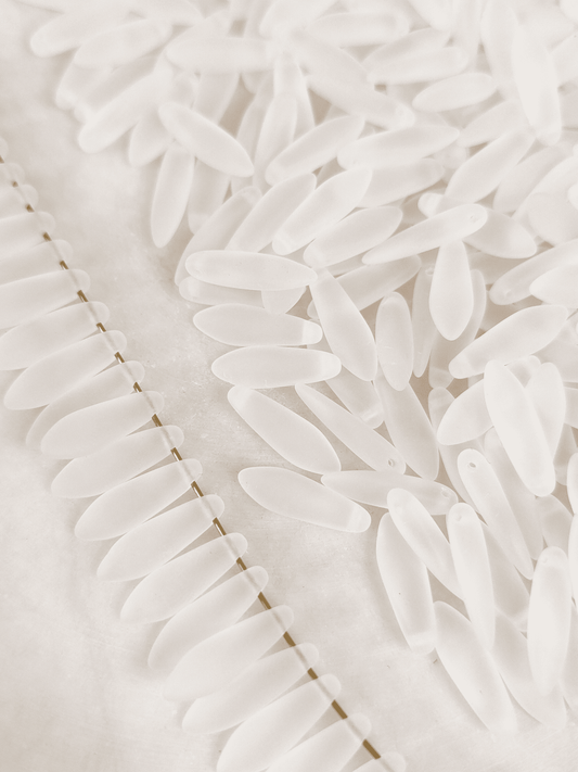 Dagger beads 5x16mm - matt white