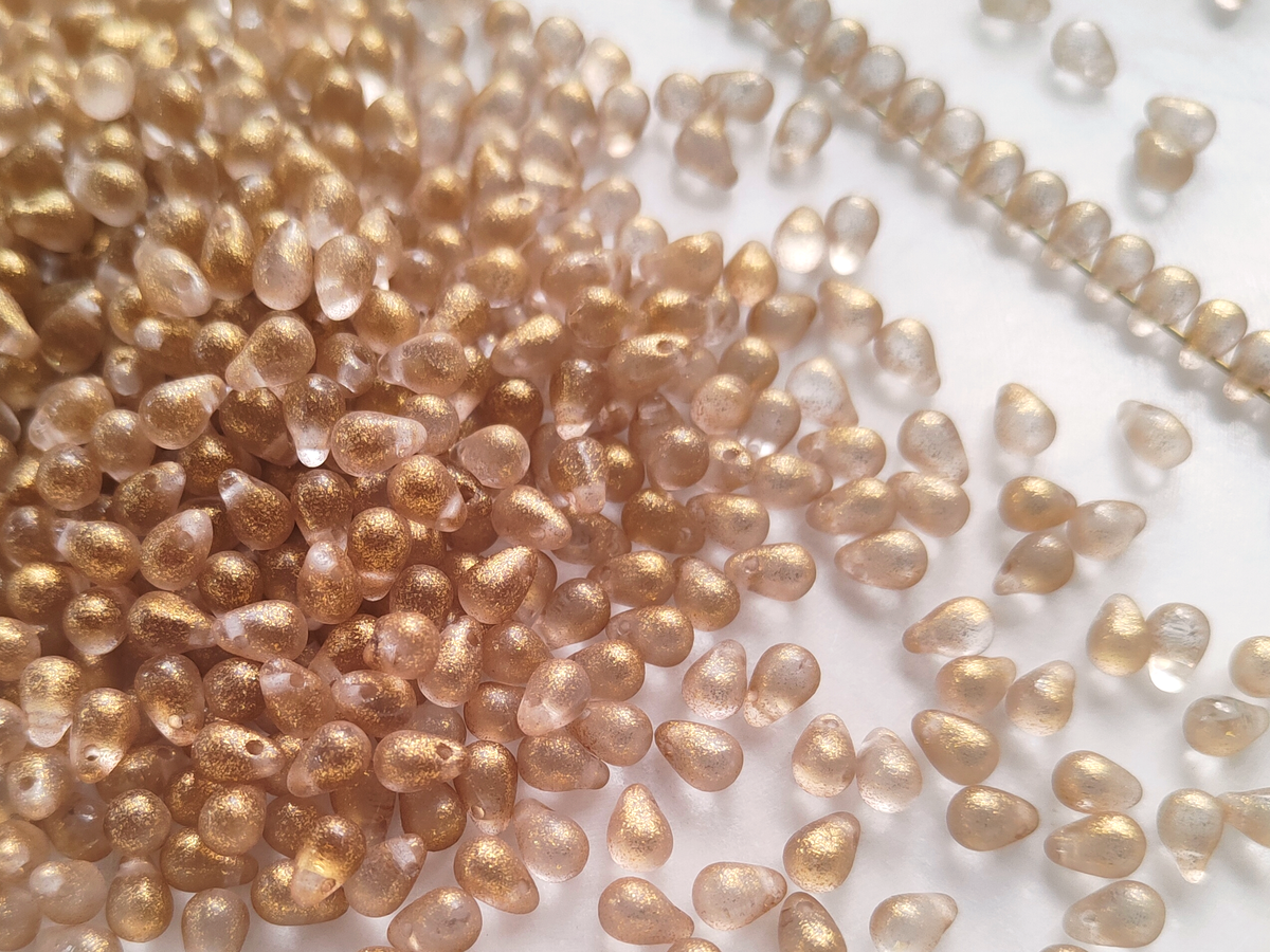 Tropfen 4x6mm - Gold Glitzer