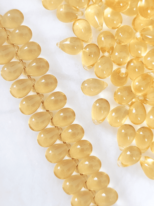 Drop beads 6x9mm - pale yellow