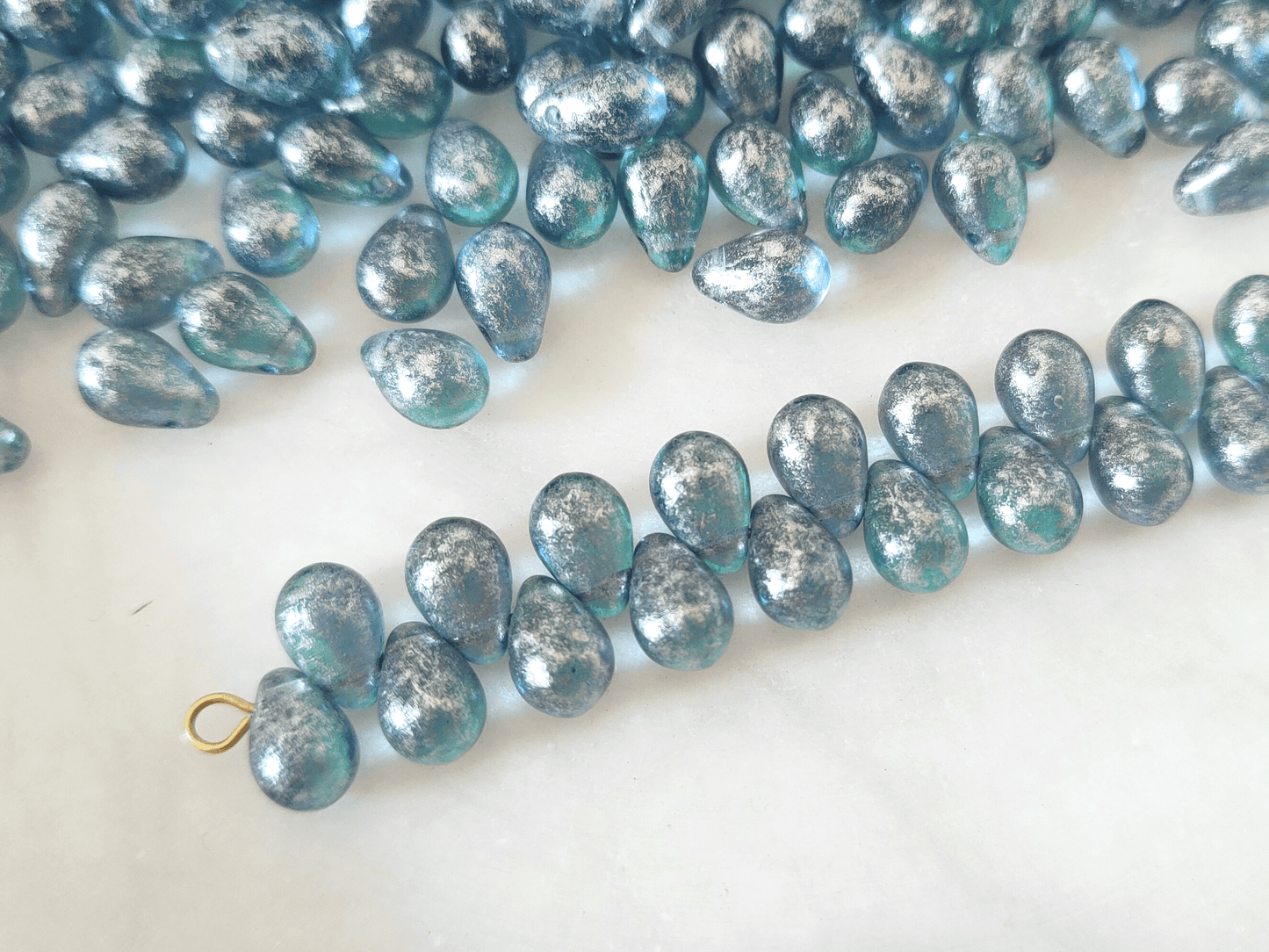 Tropfen 6x9mm - Himmelblau & Silber