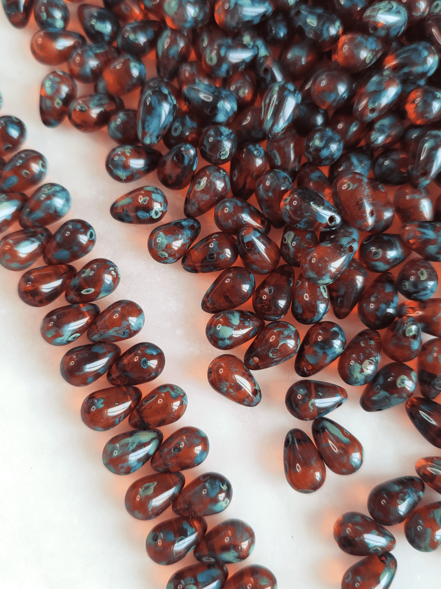 Drop beads 6x9mm - red & gray Picasso