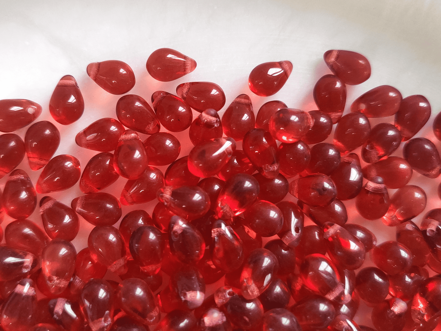 Drop beads 6x9mm - brick red