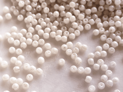 2mm runde Perlen - Elfenbein