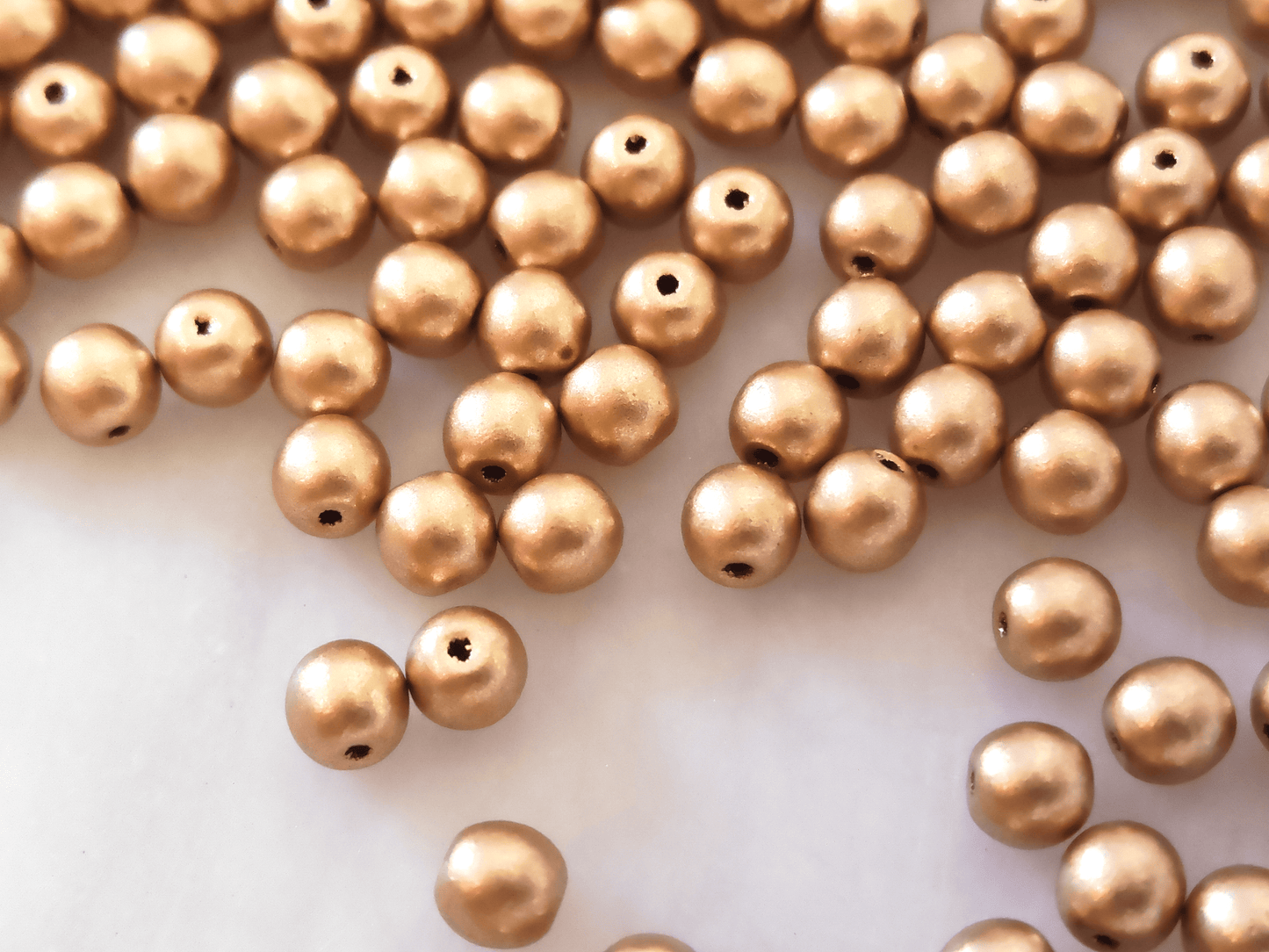 4mm runde Perlen - matt Gold