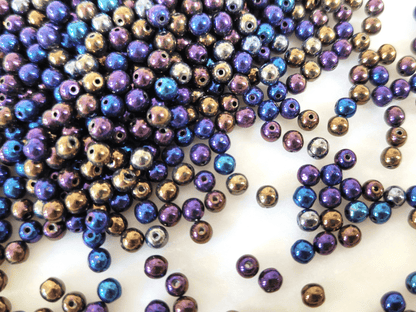 4mm runde Perlen - dunkle Galaxie