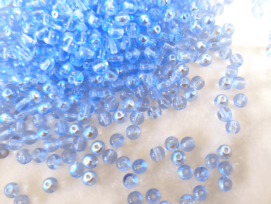 4mm round beads - sky blue AB