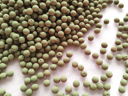 4mm runde Perlen - mattes Olivgrün