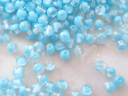 4mm runde Perlen - Farblos & Himmelblau