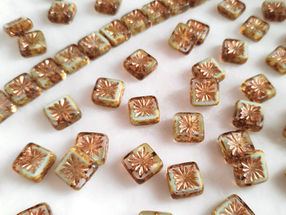 Quadratic kiwi ornament beads 10 mm - colorless & white Picasso